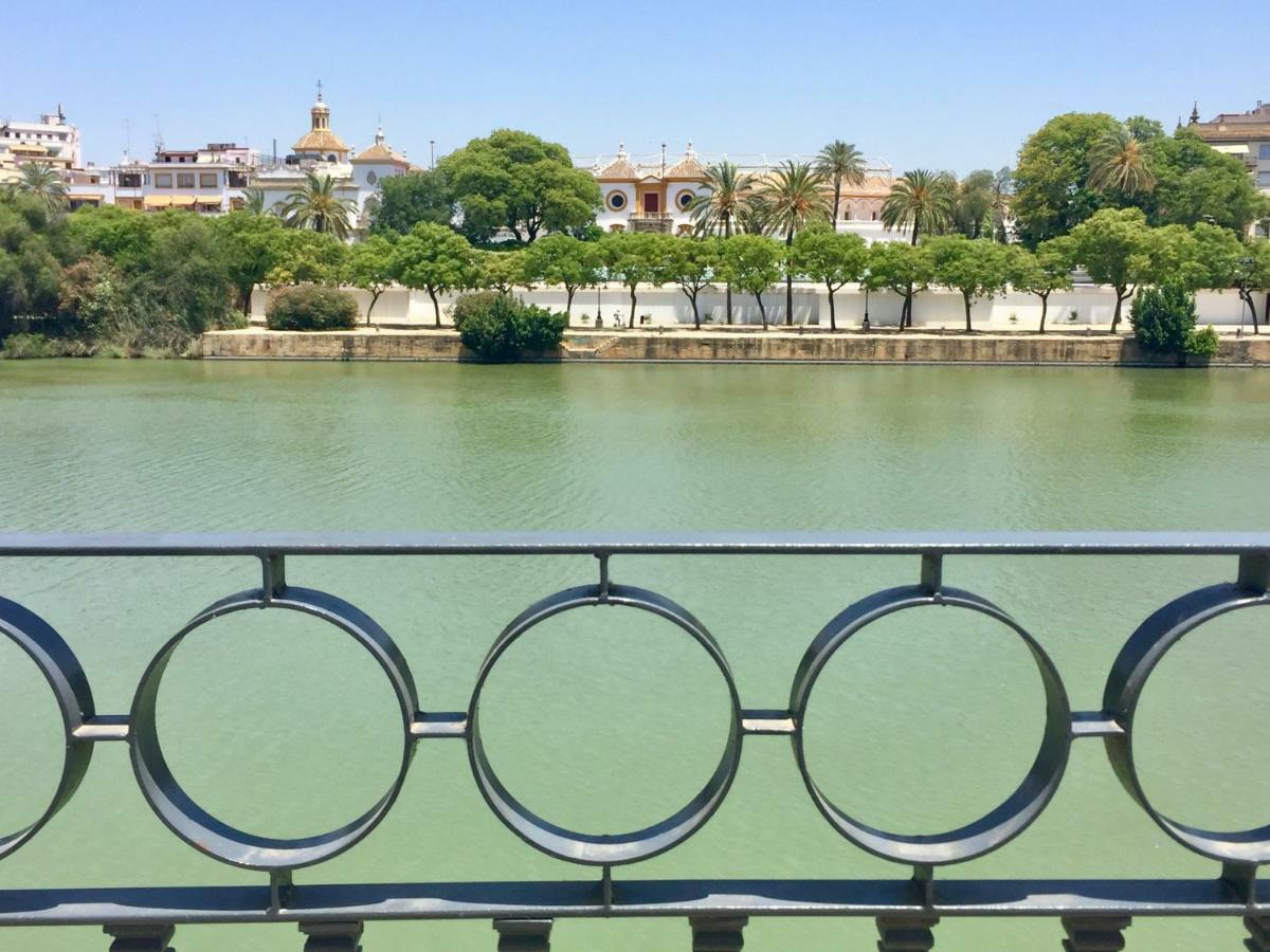 Betis A La Orilla Del Guadalquivir & Vistas A La Giralda Sevilha Exterior foto